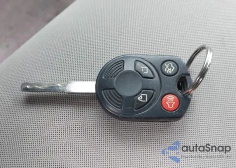 2013 Ford C-Max Hybrid Se z USA, uszkodzony, nr VIN 1FADP5AUXDL553485